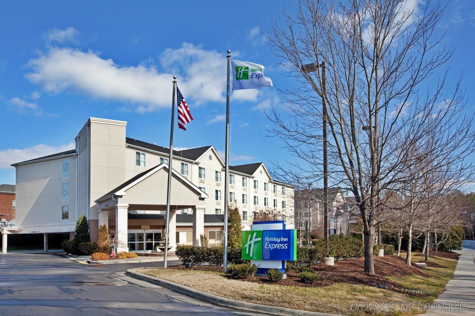 Holiday Inn Express Chapel Hill By Ihg Buitenkant foto