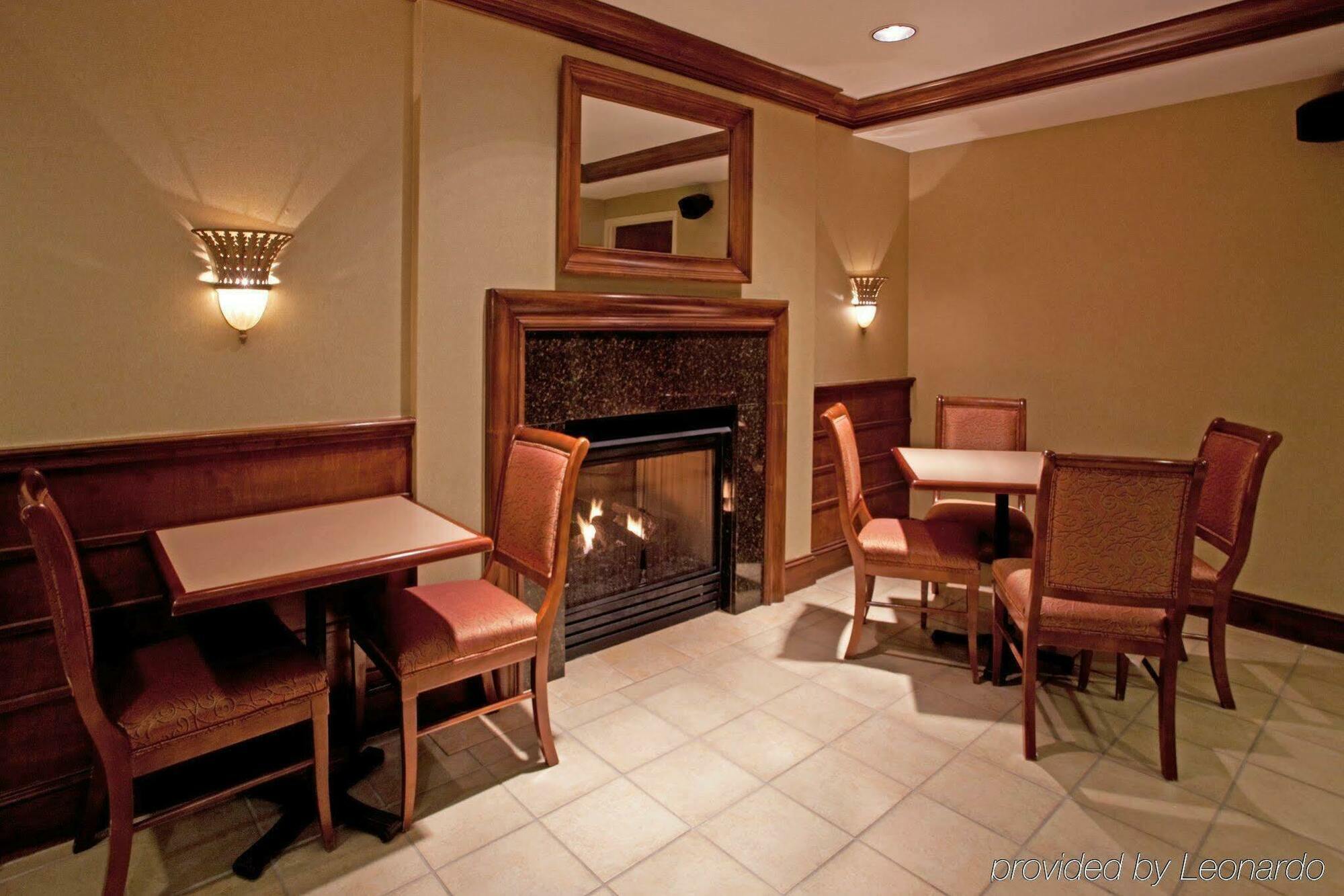 Holiday Inn Express Chapel Hill By Ihg Buitenkant foto